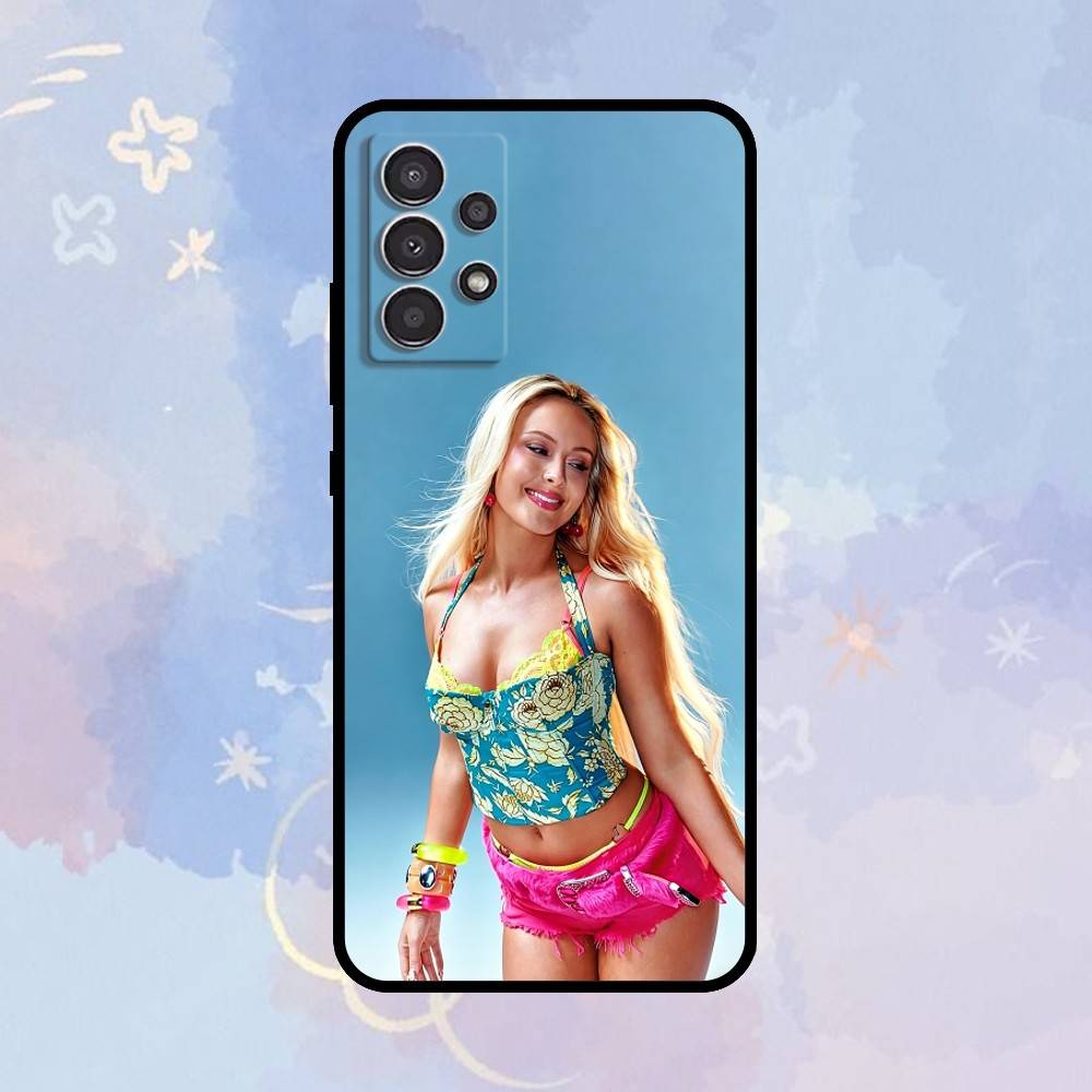 AAA Vocal Queen Z-Zara L-Larss - Phone Cases Zara review and price